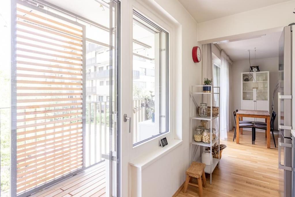 Dream Apartment - Central And Quiet With Ac And Free Parking Garage Виена Екстериор снимка
