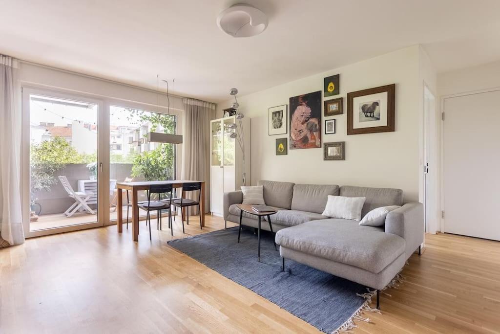 Dream Apartment - Central And Quiet With Ac And Free Parking Garage Виена Екстериор снимка