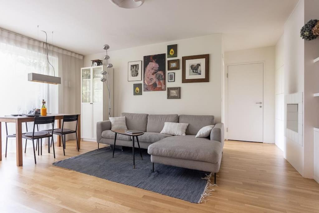 Dream Apartment - Central And Quiet With Ac And Free Parking Garage Виена Екстериор снимка