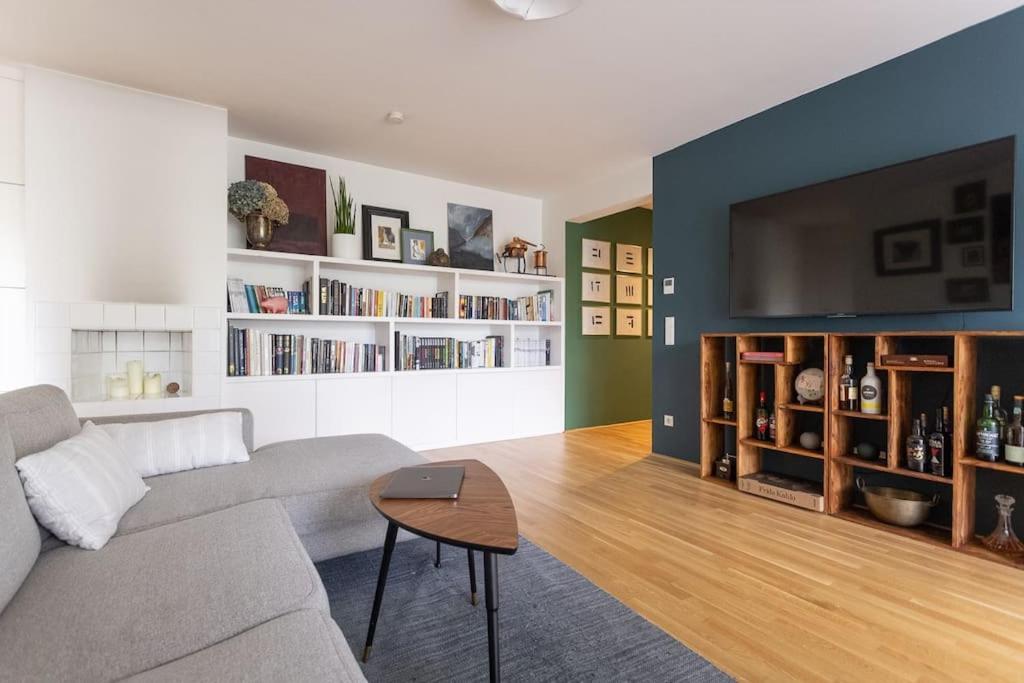 Dream Apartment - Central And Quiet With Ac And Free Parking Garage Виена Екстериор снимка