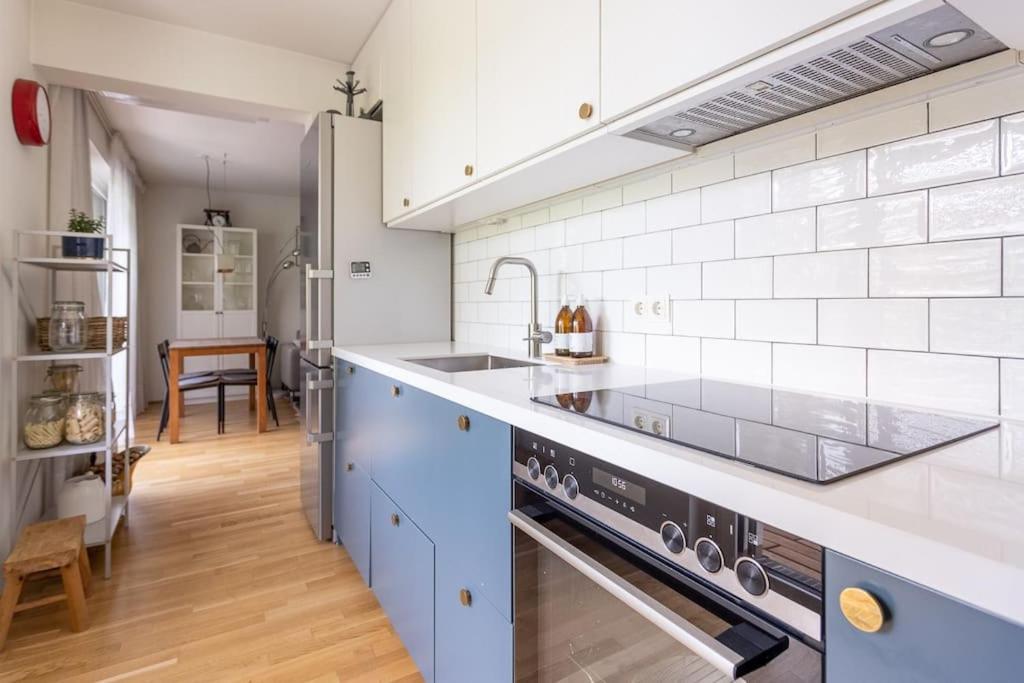 Dream Apartment - Central And Quiet With Ac And Free Parking Garage Виена Екстериор снимка